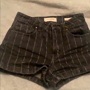 Vintage wash, high waisted black mom shorts